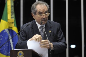 Plenário do Senado durante sessão deliberativa ordinária. Em discurso, senador Raimundo Lira (PMDB-PB). Foto: Jefferson Rudy/Agência Senado