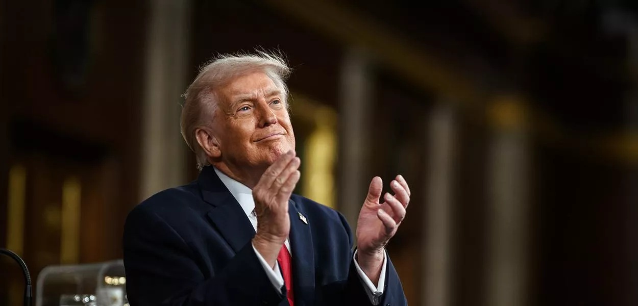 Após ataque a escola no Irã causar 175 mortes Trump diz que “é uma grande honra” matar iranianos