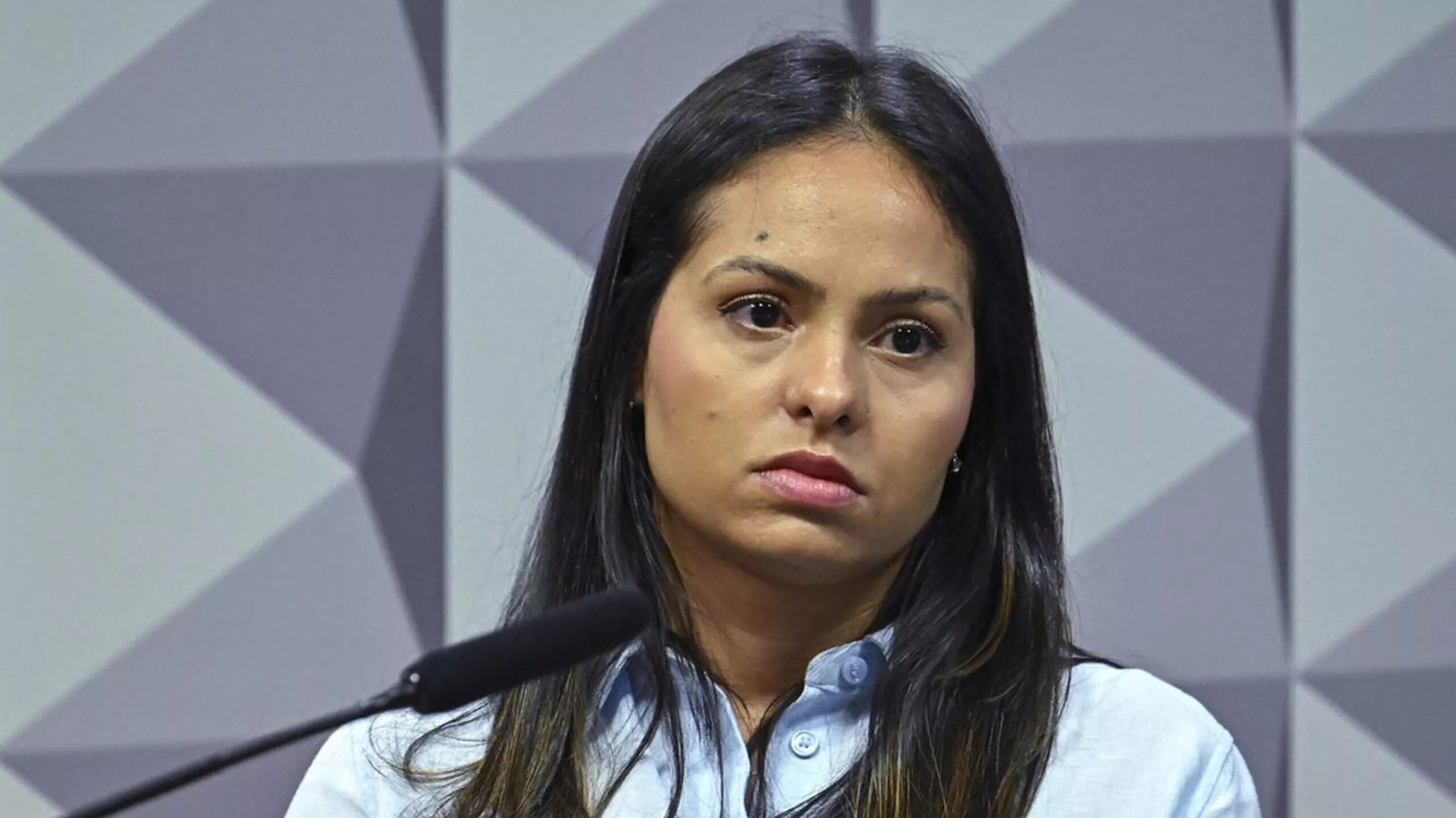 Ex-secretária do Careca do INSS diz na CPI que nunca fez pagamentos a Lulinha nem pagou viagens